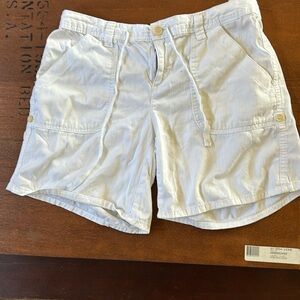 Tommy Hilfiger size 10 white shorts
